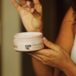 Bella Campos Instagram - Que eu sou apaixonada pelos produtos da @braehaircare, todo mundo já sabe! Lembra do Essential, best seller da marca? Pois bem, hoje eu fiz o tratamento com a Máscara e o Oil Blend e fiquei muito impactada com o resultado! Uma reparação, hidratação, e proteção que não sai mais da minha rotina de cuidados! #braehaircare #braesquad #publi