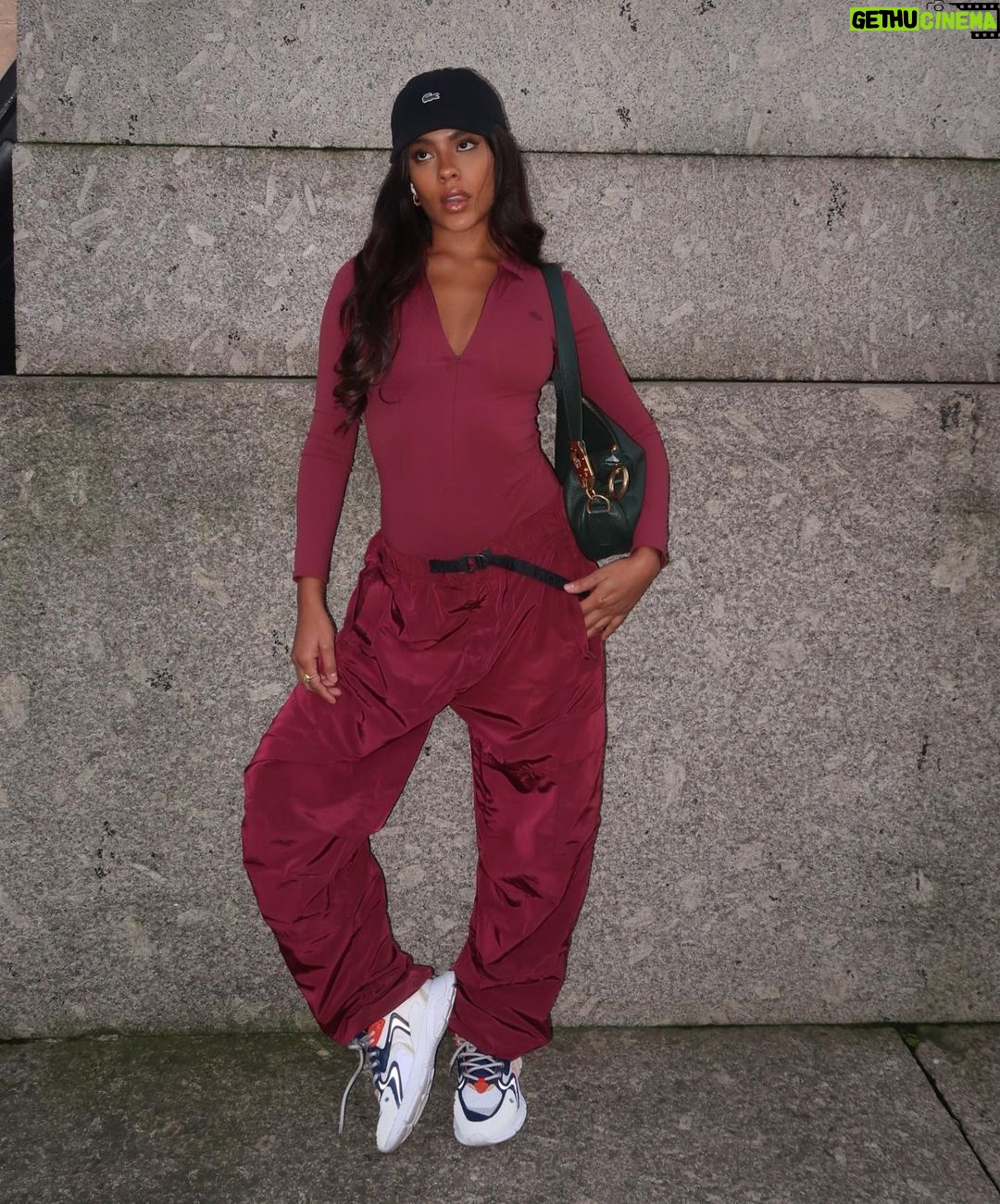 Bella Campos Instagram - All @lacoste x @lacostebrasil 🐊 London, England, UK