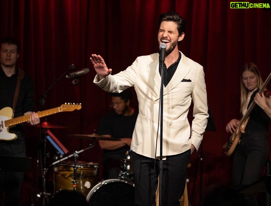 Ben Barnes Instagram - I can’t begin to express how special this night was for me. My first ever show playing songs I wrote was a dream for me. I don’t want to wake up. I can’t wait to do it again with this world-class band that I don’t deserve: My musical genie and hero @imcharlesjones 🎹 The musical wizard @kevinburkemusic 🎹 The beyond brilliant savage @lemarcarter 🥁 The crazy skilled @ethansherman_ 🎸 The insanely talented @nicolesrow 🎸 The amazing princess of soul @thehunterelizabeth 🎤 And my friend @darlingtarlingg who stepped in with hours to sing so beautifully. Thank you to all of you SO much! And to @thehotelcafe for hosting so generously. And to everyone who showed up… you were such an amazing, supportive, attentive crowd! @nealrlett 🎥 (coming soon) @jaygilbert22 📸 @rogerdaviesofficial 🪨 @boss 👔 @ryanlerman 🙏🏼 #music #sing #band #courdroyisback #1111 #songsforyou ♥️ Hotel Cafe Hollywood