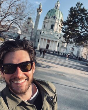 Ben Barnes Instagram - ‘Vienna waits for you… when will you realize?’

#Vienna #BillyJoel #Pianoman #Music