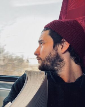 Ben Barnes Instagram - ‘Vienna waits for you… when will you realize?’

#Vienna #BillyJoel #Pianoman #Music