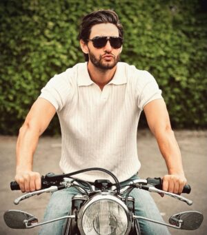 Ben Barnes Instagram - I was totally obsessed with motorbikes when I was 6… today I am 42 (swipe ➡️) and I still have no idea how to ride one… but I can sit on one with the best of them! 
Even as a kid, I never allowed myself to dream of having a life as thrilling as the one I am living and much of that is thanks to all of your endless, unwavering and passionate support! Thank you for all the thoughtful, creative, beautiful birthday wishes. It fills me with gratitude and joy. 

~You are all my ride or dies~

❤️

📷 1: mum or dad (they can’t remember!)
📷 2: @nealrlett