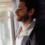 Ben Barnes Instagram - My irresistibly talented, thoughtful and beautiful friend @mingey interviewed me for @grumpymagazine EDITOR-IN-CHIEF & PRODUCER: @jazzieperrier PHOTOGRAPHY: @samspencework VIDEOGRAPHY: @_kotoko STYLING: @carlee_wallace at @artdeptagencyla MAKEUP: @elaynabachman HAIR: @nellichristine STYLIST ASSISTANT: @boydsloan #amandaseyfried 🤍 Grumpyville