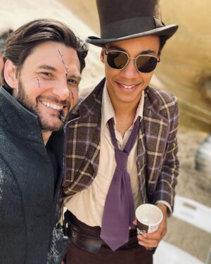 Ben Barnes Instagram - #BTS from Season 2 of #shadowandbone 

1. Me and my shadow 
2. Kit makes me smile
3. Lewis takes good photos 
4. ‘Mum’ makes me laugh
5. Love my Archie 
6. Calahan Kirigan
7. Jessie brings me joy on the pyre
8. It’s not raining
9. Zoë daydreaming
10. Archie and I in the bath

🖤