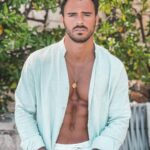 Benjamin Samat Instagram - Salut Insta 👋🏼 Après 2 mois sans photo de moi … me revoilà 😊 Cassis