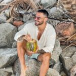 Benjamin Samat Instagram - Seychelles 🇸🇨🌏