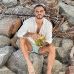 Benjamin Samat Instagram - Seychelles 🇸🇨🌏