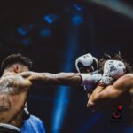Benjamin Samat Instagram - Bim bam boum 💥🤯 Likez ceux qui veulent la revanche et commentez pour donner vos pronostics pour le deuxième combat 🥊 📸 @jonykeympictures Palais des sports de Marseille