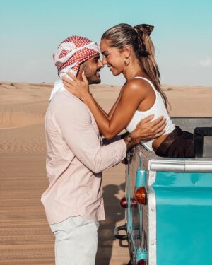 Benjamin Samat Instagram - 2021 Ma plus belle année, je suis l’homme le plus heureux du monde ❤️ Vivement 2022 … 🥰🥰