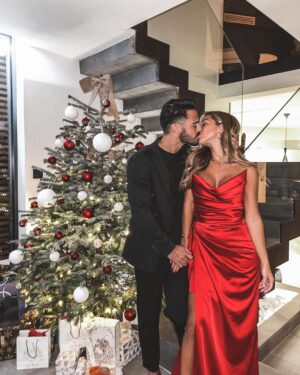 Benjamin Samat Instagram - Joyeux Noël à tout le monde🎅🏼 Je vous envoie énormément d’amour pour ces fêtes de fin d’année ❤️