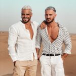 Benjamin Samat Instagram - Trop content d’avoir mon frère avec moi à Dubaï ❤️ D’après vous, qui le plus jeune des deux ? ☺️ - - - - - - - - @jeremysamat Dubai Desert