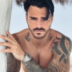 Benjamin Samat Instagram - Back to the sun ☺️🌴 Dubai United Arab Emirates