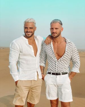 Benjamin Samat Instagram - 2021 Ma plus belle année, je suis l’homme le plus heureux du monde ❤️ Vivement 2022 … 🥰🥰