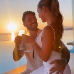 Benjamin Samat Instagram – Voyager avec toi aux 4 coins du Monde 🫶🏼🤍 Mykonos