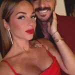 Benjamin Samat Instagram - 2022… Notre plus belle année résumé en 1 vidéo, j’ai pleuré en la regardant 🥹❤️ Un Mariage, Un Bébé, Nos Maisons … que rêver de mieux 🙏🏼 En espérant que 2023 nous réserve encore de belles surprises 🥹 Merci a vous tous pour votre soutient, vos messages, vous faites parti de notre bonheur au quotidien 🙏🏼 Love ❤️