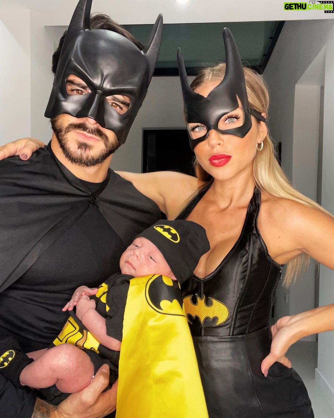 Benjamin Samat Instagram - Happy Halloween 2022 🦇🎃 Emirate of Dubai
