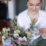 Bergüzar Korel Instagram - Havaların ısınmasına karşı yine ve yeniden; Baharcılık kazanacak!! İyi pazarlar🌸