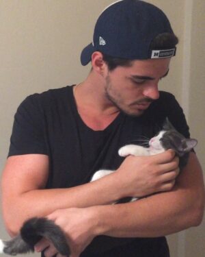 Berk Atan Instagram - Sanırım trip yiyorum 😸😼