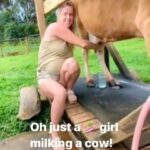 Bethany Hamilton Instagram – Fun experience milking a few cows! What I learned is every teet is different and some are easier than others…😆😂🥛 and it was not easy! 
My brother is a dairy dairy farmer so we can hang with the cows anytime!