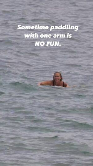 Bethany Hamilton Instagram - One arm life… My life is adapting each day. 
Adaptation every day with everything that I face. I’m glad that I was and am brave enough to try; and try again. 
Easily surfing with one arm is the hardest thing I’ve learned to do so far. Some days are hard and some days my arm is tired. I do so much on the one side so I def need cross training on the other side as I’ve shared here often! 
But I wake up each day grateful for another day. 🙏🏽 And we all CAN do the same. 

Be willing to try and adapt (figure out another way) with whatever challenges you may face each day mentally or physically. #motivationalmindset #overcome #mindset