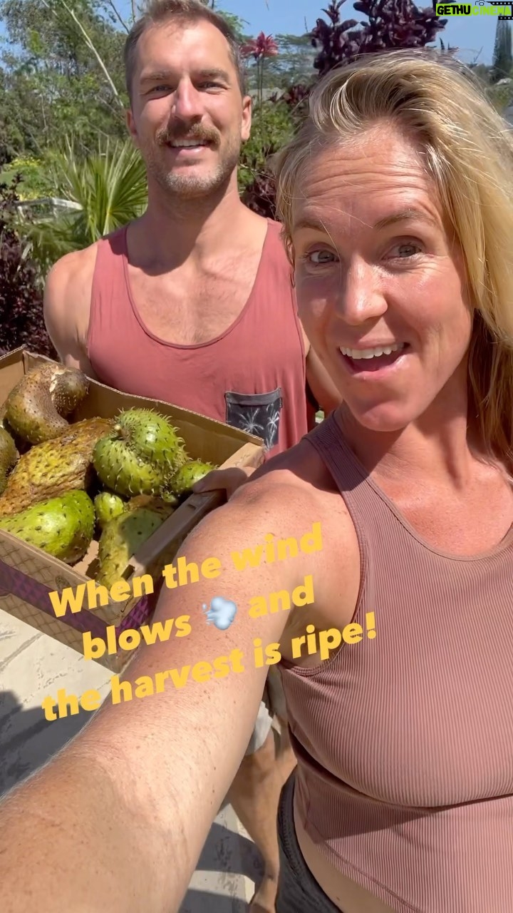 Bethany Hamilton Instagram - When the wind blows π¨ππ½ I recruited Adam for today soursap harvest! ππ€π¨ Also very grateful for this Man right hereππ₯°π€