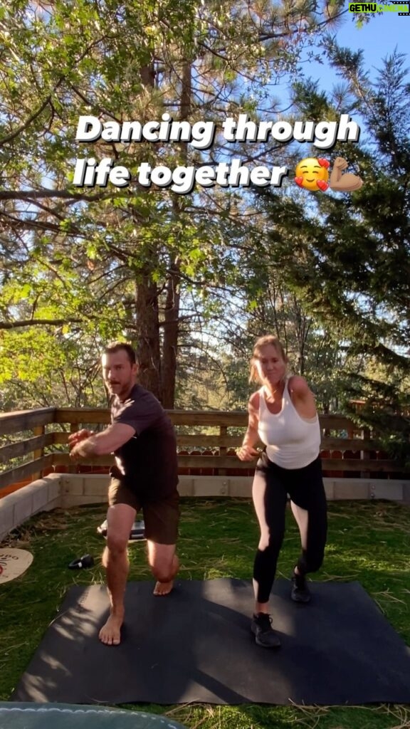Bethany Hamilton Instagram - Doin it all together 😃💪🏽 #workout #couplesworkout