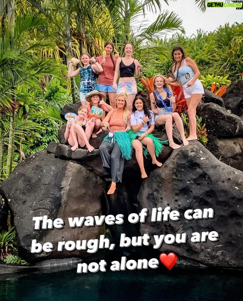 Bethany Hamilton Instagram - Are you a teenage girl who has lost a parent? I have a special day planned just for you! Join me for a beautiful day in Southern California with other teen girls who have experienced the same thing. This will be a special time to bond with others who get what you are going through! The day is packed with awesome activities - doing crafts, eating yummy food, making leis, having fun in the pool, and more! 🌺💦 This event is hosted by some amazing girls specifically for you! We CAN'T WAIT to have a lovely day with you on September 24-25. Link in bio for details and to apply!
