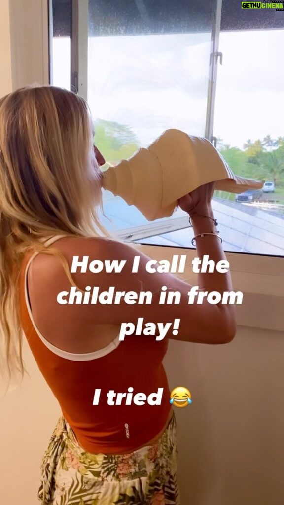 Bethany Hamilton Instagram - I can do it but just not under pressure 😂🤣 #comedy #momlife