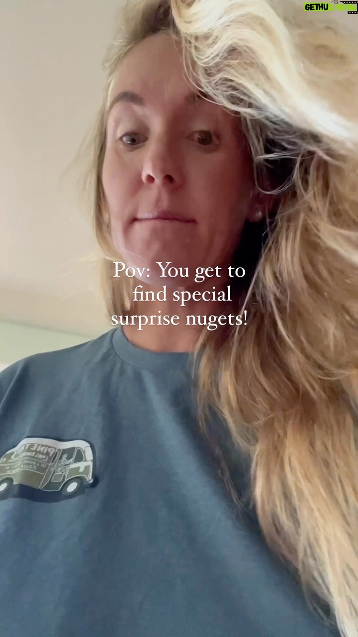 Bethany Hamilton Instagram - Yay for special nuggets! 🤗😂🦪