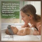 Bethany Hamilton Instagram - I love that @EveryLifeco not only shares our pro-life, pro-family values, but also has a high-performing diaper that works! 👶🏼✨ Use code: BETHANY10 for 10% off your first order at EveryLife.com 🩵