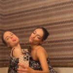 Bethany Mota Instagram - laaast night 🥳💕 The Classic Cat