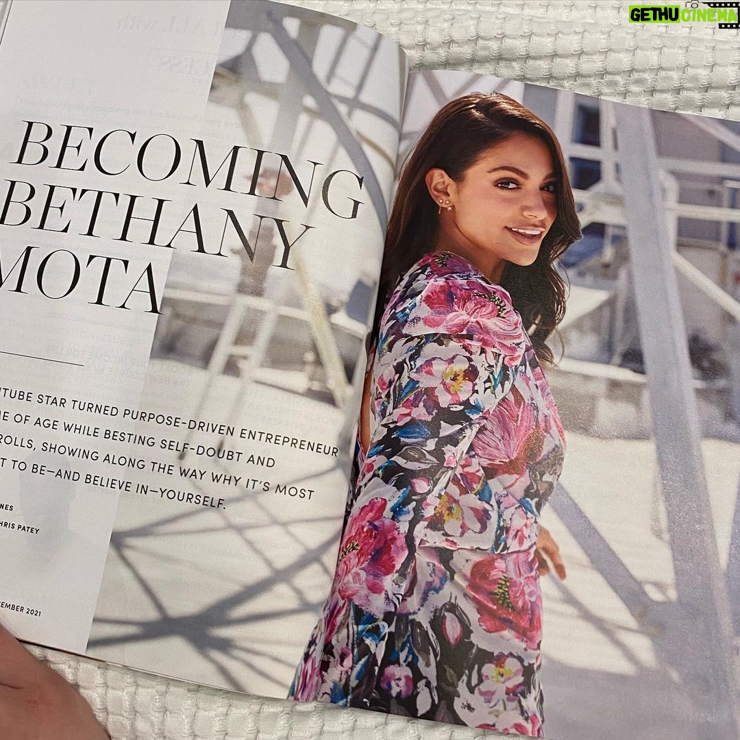 Bethany Mota Instagram - SO grateful to be on the cover of @successmagazine Nov/Dec issue 😭☺️ On newsstands now!!! I got to talk all about my experience in social media, personal challenges, and some other ✨business✨ stuff lol ❤️ go get yours now and send me a pic !! Thank you to @successmagazine and the incredible team that made me look like i didn’t just get 2 hrs of sleep the night before 😘 Photography: @christopherpatey Writer: @catherinedownes Makeup: @alexisoakley Hair: @courtneynansonhair Styling: @catwrightstyle Downtown Los Angeles