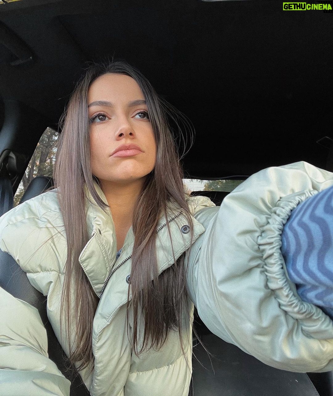 Bethany Mota Instagram - wearing a puffer to pretend it’s winter in la ❄️ Los Angeles, California