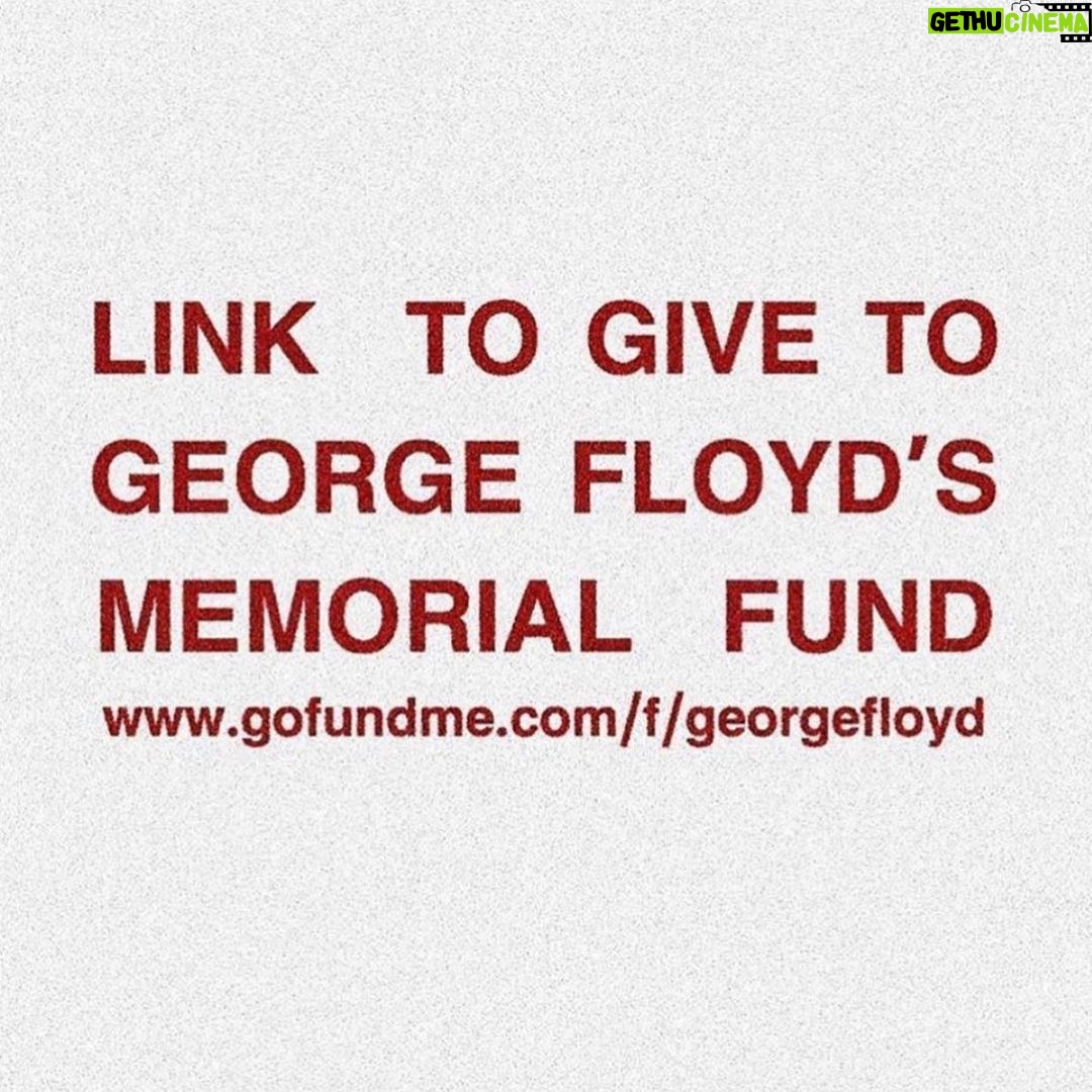 Bethany Mota Instagram - THIS VIDEO ♥️ ♥️♥️ what is happening in the world right now is heartbreaking. my heart goes out to #GeorgeFloyd and his family. I urge you to speak up, use your voice to call out racism when you see it, donate if you can, sign the petitions. (link in slide) enough is enough. To all of my black peers/viewers I can’t imagine what you have had to deal with due to the racism in our country. I am here. I stand with you. I am committed to educating myself more and using my privilege to fight for you. #blacklivesmatter where you can donate: @reclaimtheblock @blklivesmatter @thedreamdefenders #blacklivesmatter BLACKLIVESMATTER BLACKLIVESMATTER BLACKLIVESMATTER
