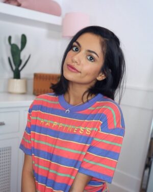 Bethany Mota Instagram - Lil video of my go to makeup look for Summer! ☀️💋 Recently, I’ve mostly been wearing little to no makeup at all. But some days, I like to wear a little more just for me because I enjoy it & this has been my go to routine for those days! 🤗💕 What’s your fave beauty product? 
Products I used:
Glow Recipe Watermelon Glow Moisturizer
Givenchy Teint Couture Beauty Balm
YSL Radiant Touch concealer
Laura Mercier Loose Powder
Maybelline Lash Sensational Mascara 
Anastasia Brown powder duo 
Bobbi Brown blush: Desert Pink
Bobbi Brown Crushed lip color: Ruby

Song: Bracelet - Lauv