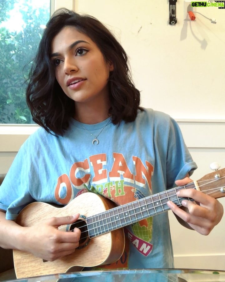 Bethany Mota - 143.1K Likes - I hope you find the beauty in everything today! Like my mediocre ukulele playing..and random wires hanging out of the wall ๐๐๐ผ#CUUUUTE what are your weekend plans? Also, get ready for a new main channel video out tomorrow! โ๐ผโญ๏ธ Song: โGetting Over Youโ by @lauvsongs