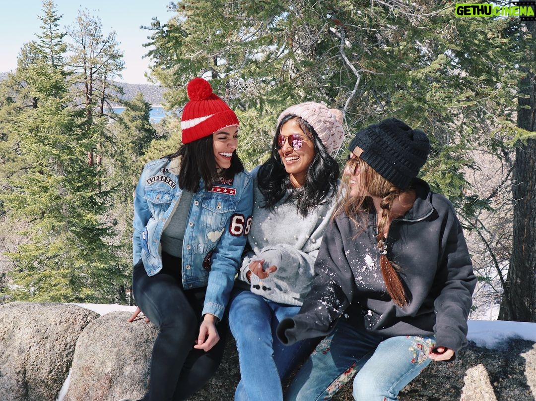 Bethany Mota Instagram - Keep scrolling to find out what happens when you throw snowballs at my friends while we are trying to take a cute picture.. 😂 Big Bear Lake, California