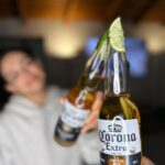 Bethany Mota Instagram - It’s always a good night for a night in !!🍕🍻 and tonight I grabbed a slice, a bestie, and a @coronausa ..all the perfect things to binge watch a new series. What’s your ideal night in? #LaVidaMasFina #For21+ #ad