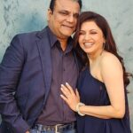 Bhagyashree Instagram – My kinda #mondayblues !

#hubbynme #blue #feelingblue #mine @himallay27
