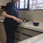 Bhagyashree Instagram - Cooking time! Himalayji ki favourite dish! Bahut simple dish hein.. jisme main ingredient pyaar hein.. kyo ki unhe swaad ke anusaar turant pata chalte hein ki kisne banaya hein.😅 Special tip:- Dahi khatta ho, toh swaad aur achha hota hein. Aur dhakaan lagane ke baad, slow flame par usse 10/12minute pakne dijiye taki aloo mein masale ka taste absorb ho jaye. Yeh quick waali recipe try kar lijiye.. aur aakre(fluffed but crisp) phulke ke saath khaiye.. aur bataiye kaise laga. #homecooked #cooking #aloo #homerecipes #recipe #kitchen #cookingathome #quickrecipe Kitchen by @shirkeskitchenplatinoseries