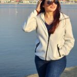 Bhagyashree Instagram – Har har gange !!
Chahe voh #rishikesh, #varanasi ya #prayagraj …… Gangaji ka ashirwaad humesha saath raha hein.
The magnanimity of the mighty Ganges is so profound, that just by spending a few moments in mindful contemplation gives you answers to so many of life’s decisions.
I feel blessed that I get to experience this, time and time again, helping me to assimilate and absorb positivity.
Prayagraj has the sangam(meeting) of three of India’s mighty rivers, the #Ganga and #Yamuna and #saraswati So one can just imagine the feeling of sanguinity in the atmosphere.
#ganges #blessings #feelingblessed #incredibleindia #india #feelingbeautiful #prayagraj #traveltalesbyb #traveldiaries Prayagraj Sangam