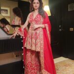 Bhagyashree Instagram – Red..y
.
.
Filmfare Ready !

Outfit @mohini__chabria
Hair @sanjeeda1772
Makeup @elvismakeupartist

#filmfare #beyourownkindofbeautiful #red #redcarpet #lovethelove