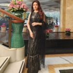 Bhagyashree Instagram - A tinge of shimmer! Outfit @nirmooha HMu @nadeem.artist #aboutlastnight #dressedup #event #traveldiaries #delhidiaries #bethewomanyouwanttobe Shangrila - Eros Hotel , New Delhi