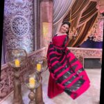 Bhagyashree Instagram - Watch us in Dance deewane on @colorstv at 9.30pm today #entertainment #dancedeewane #funshoot #funtimes Stylist - @roshni0819 Outfit - @swtantraofficial x @entertainmenttleo9 Jewellery - @jewelryaccent Makeup @elvismakeupartist Hair @sunny_hairr