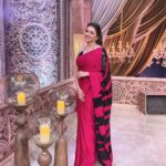 Bhagyashree Instagram - Watch us in Dance deewane on @colorstv at 9.30pm today #entertainment #dancedeewane #funshoot #funtimes Stylist - @roshni0819 Outfit - @swtantraofficial x @entertainmenttleo9 Jewellery - @jewelryaccent Makeup @elvismakeupartist Hair @sunny_hairr