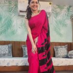 Bhagyashree Instagram - Watch us in Dance deewane on @colorstv at 9.30pm today #entertainment #dancedeewane #funshoot #funtimes Stylist - @roshni0819 Outfit - @swtantraofficial x @entertainmenttleo9 Jewellery - @jewelryaccent Makeup @elvismakeupartist Hair @sunny_hairr