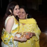 Bhagyashree Instagram - To our school we are proud to belong : Jamnabai Narsee School. The best award one can get is when you are called as a speaker to your school, it is an acknowledgement of your achievement. Not as an actor but to address the teachers and faculty for their wellness program. I went up on stage beaming like a little girl. Thank you @urvashi.thacker for having the trust and belief in me. @jamnabai.narsee.school #myschool #jamnabainarseeschool #teachers #proudtobelong #speaker #health #healthprogram