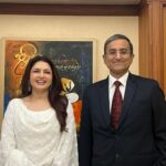 Bhagyashree Instagram - Health awareness programs are the need for the day. It was an enthusiatic initiative by @hindujahospital. Its been significant endevour on my part to push such programs that bring together the doctors and patients. This one was specifically targeted towards raising awareness for thyroidism, a disorder that seems to be growing in numbers. #healthawareness #hospital #healthnwellness #promotinggoodhealth #thyroidawareness #thyroidhealth #doctorsforum #doctors