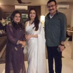Bhagyashree Instagram - Friends & family celebrations galore ! #birthday #friendslikefamily #nighttoremember