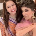 Bhagyashree Instagram – Happy happy birthday to one of the strongest woman i kmow ♥️may your birthday be filled with shine shimmer n light (that happens with your smile anyways)
Big big hugs Miss foreva 25 
@bhagyashree.online